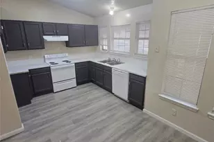 919 Gaynor Ave, Duncanville, TX 75137 - Photo 2