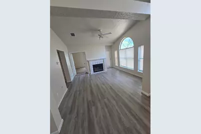 919 Gaynor Avenue, Duncanville, TX 75137 - Photo 6