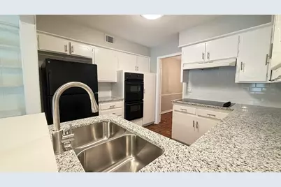 7706 Dentcrest Drive, Dallas, TX 75254 - Photo 12