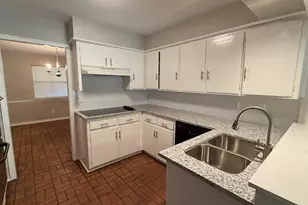 7706 Dentcrest Dr, Dallas, TX 75254 - Photo 10