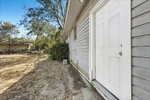 5025 Catalpa St, Haltom City, TX 76117 - Photo 20