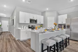 604 Smart Strike Trl, Granbury, TX 76049 - Photo 2