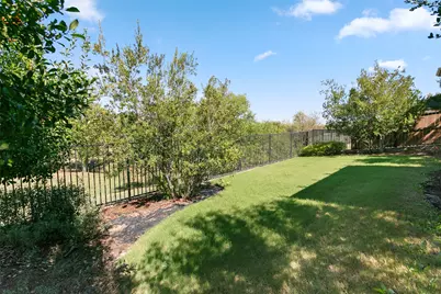8121 Rock Elm Road, Fort Worth, TX 76131 - Photo 30