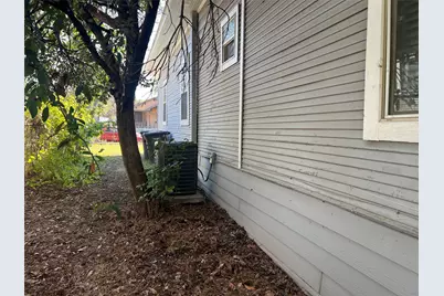 3227 Avenue I, Fort Worth, TX 76105 - Photo 32