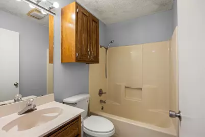409 Walker Street, Glen Rose, TX 76043 - Photo 20