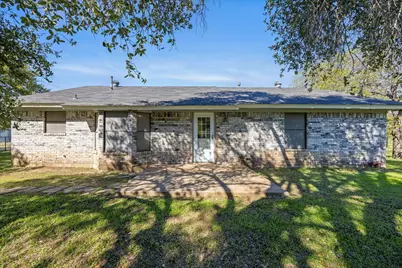 409 Walker Street, Glen Rose, TX 76043 - Photo 24