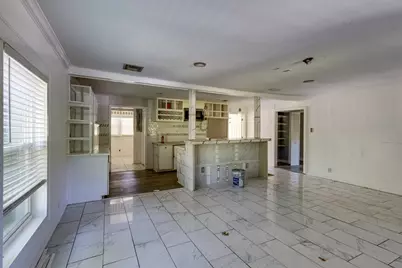 105 Barrows Lane, DeSoto, TX 75115 - Photo 14