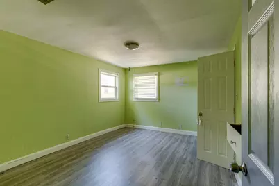 105 Barrows Lane, DeSoto, TX 75115 - Photo 18