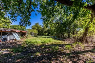817 S Main St, Farmersville, TX 75442 - Photo 8