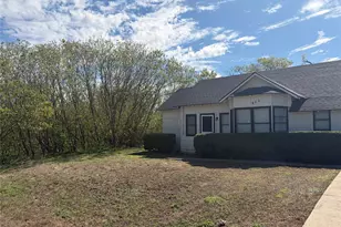 405 Cherry St, Forreston, TX 76041 - Photo 2