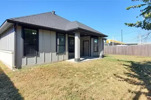 2102 N O'Connor Rd, Irving, TX 75061 - Photo 18