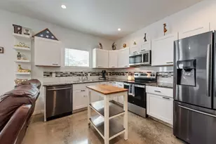 3634 Bickers St, Dallas, TX 75212 - Photo 4