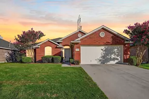1311 Crest Glen Dr, Arlington, TX 76002 - Photo 34