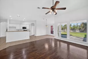 1311 Crest Glen Dr, Arlington, TX 76002 - Photo 18