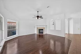 1311 Crest Glen Dr, Arlington, TX 76002 - Photo 16