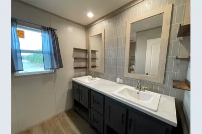 131 Vista Drive, Tye, TX 79563 - Photo 28