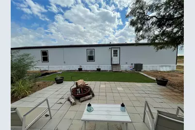 131 Vista Drive, Tye, TX 79563 - Photo 8