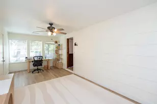 210 Lake Front Dr, Mabank, TX 75156 - Photo 24