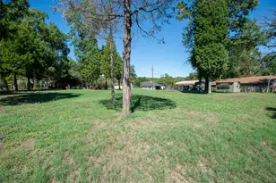 210 Lake Front Dr, Mabank, TX 75156 - Photo 30