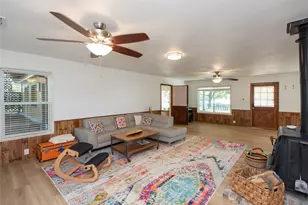 210 Lake Front Dr, Mabank, TX 75156 - Photo 10