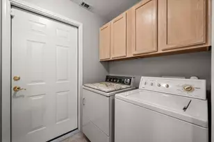 924 Bridges Dr, Arlington, TX 76012 - Photo 12