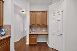 815 Hickory St, Burleson, TX 76028 - Photo 10