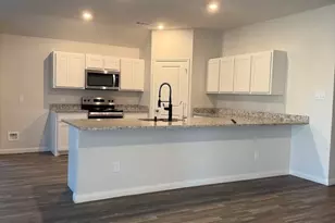 529 Jameson St, Springtown, TX 76082 - Photo 4