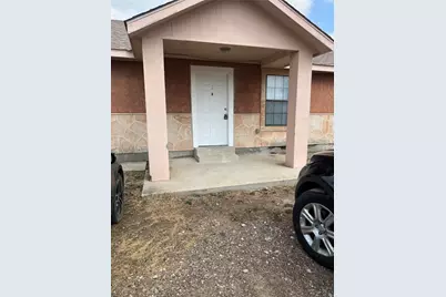 3272 Tesoro Loop #2, Eagle Pass, TX 78852 - Photo 2