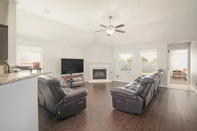 14317 Mariposa Lily Lane, Fort Worth, TX 76052 - Photo 6