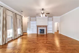 3505 Silverwood Dr, Carrollton, TX 75007 - Photo 4