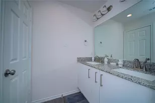 2308 Dalworth St, Grand Prairie, TX 75050 - Photo 8