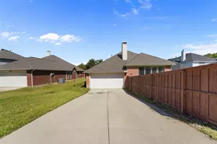 2768 Club Ridge Dr, Lewisville, TX 75067 - Photo 34