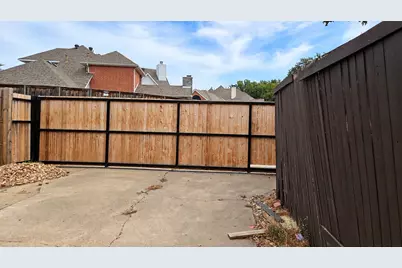 18108 Aramis Lane, Dallas, TX 75252 - Photo 36