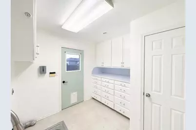 70 Legend Road, Benbrook, TX 76132 - Photo 22