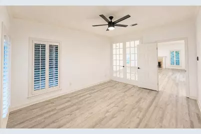 70 Legend Road, Benbrook, TX 76132 - Photo 26