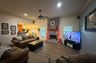 613 Sapphire Blvd, Hewitt, TX 76643 - Photo 8