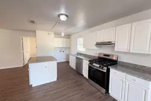 1710 Cumberland Dr, Garland, TX 75040 - Photo 2