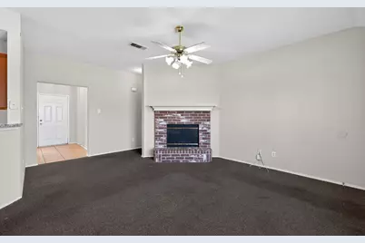 1715 Reynolds Street, Lancaster, TX 75134 - Photo 4
