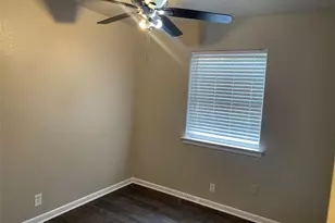618 Rolling Ridge Dr, Lewisville, TX 75067 - Photo 8