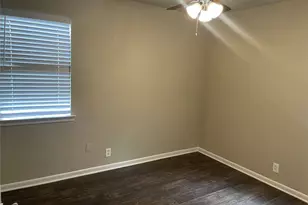 618 Rolling Ridge Dr, Lewisville, TX 75067 - Photo 6