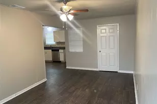618 Rolling Ridge Dr, Lewisville, TX 75067 - Photo 4