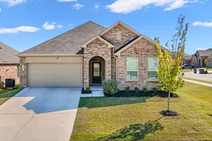 318 Sedalia Trl, Justin, TX 76247 - Photo 1