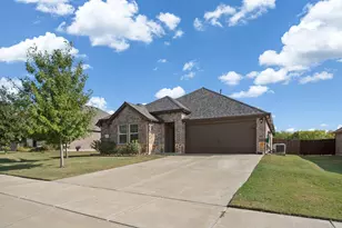216 Churchill Ct, Waxahachie, TX 75165 - Photo 2
