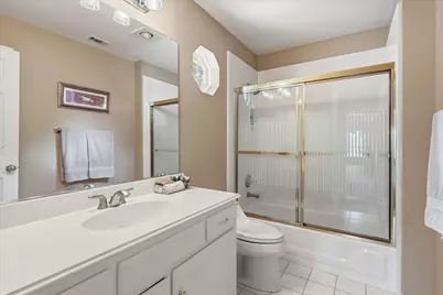 2122 Clearspring Drive N, Irving, TX 75063 - Photo 30