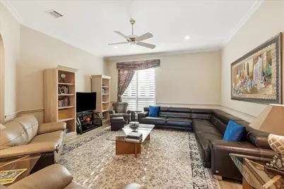 2122 Clearspring Drive N, Irving, TX 75063 - Photo 16