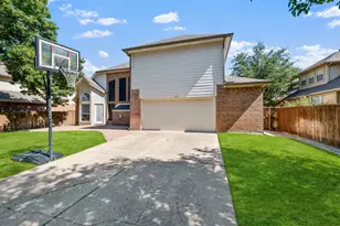 8301 Bartley Cir, Plano, TX 75025 - Photo 40