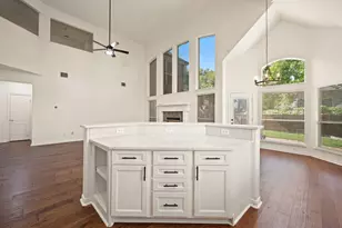 8301 Bartley Cir, Plano, TX 75025 - Photo 14