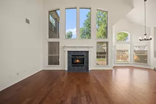 8301 Bartley Cir, Plano, TX 75025 - Photo 10
