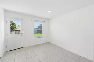 1380 Beach Dr, Pelican Bay, TX 76020 - Photo 8