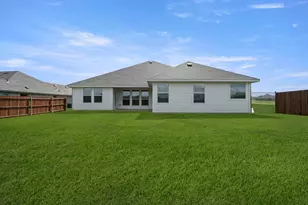 2605 River Bank Dr, Burleson, TX 76028 - Photo 26
